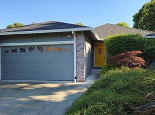 2464 Copperfield Dr, Santa Rosa, CA 95401