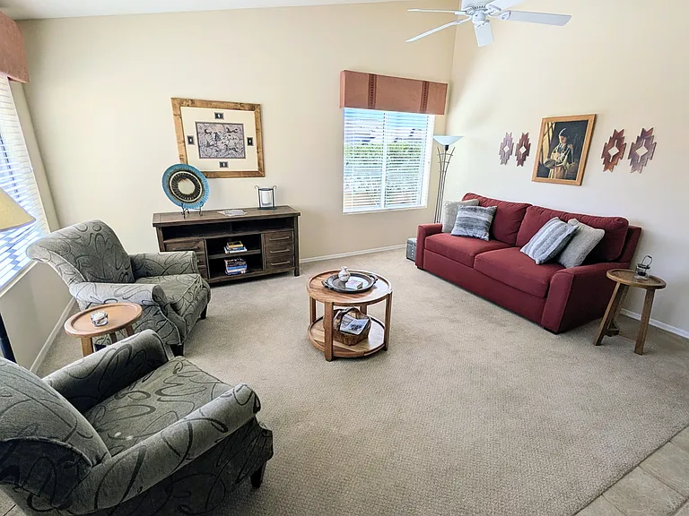 38774 S Desert Bluff Dr — Photo 3