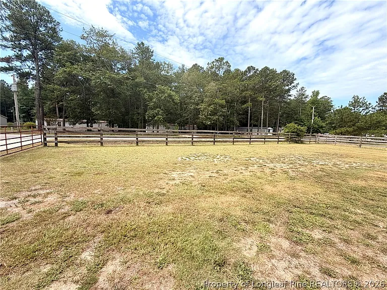 1018 Brisson Rd — Photo 24