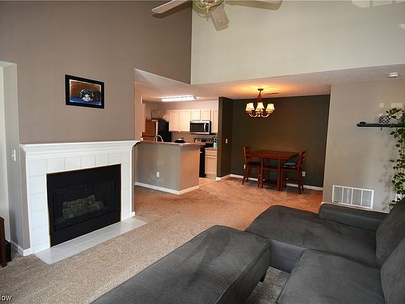2nd image of 14949 Lenox Dr #529