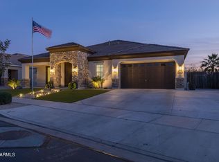 22147 E Creekside Dr, Queen Creek, AZ 85142