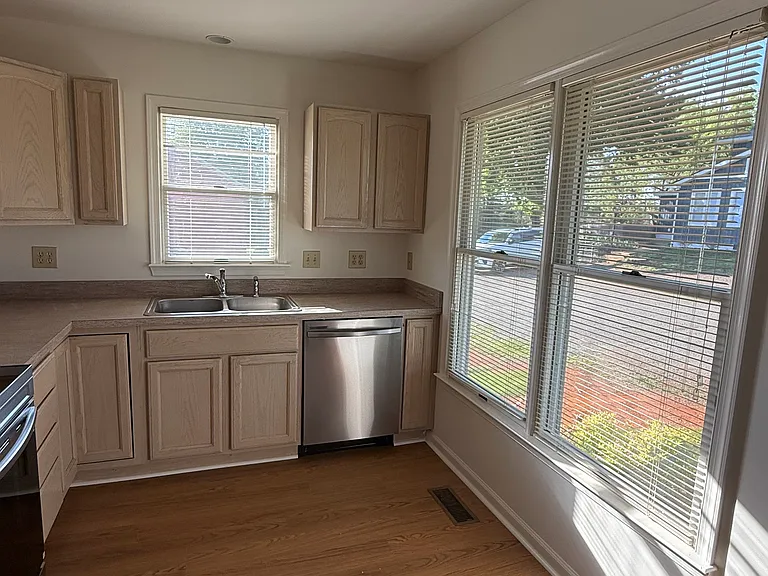 9630 Lees Mill Rd — Photo 11