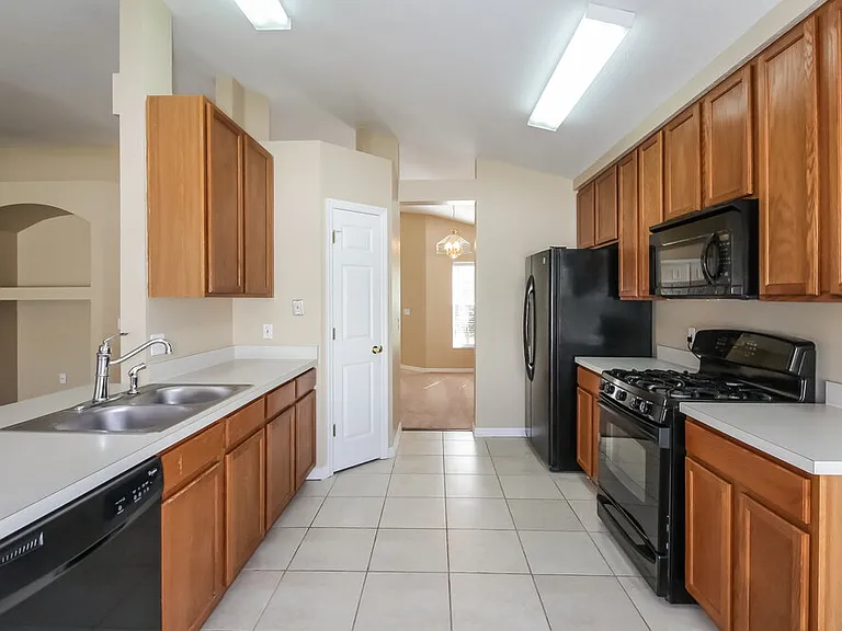 12807 Nightshade Pl — Photo 5