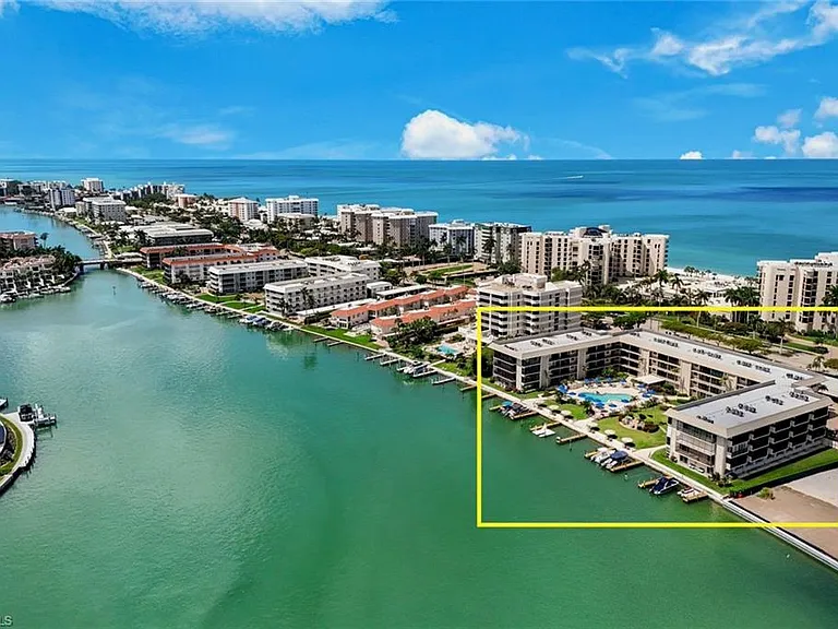 3200 Gulf Shore Blvd N #112 — Photo 38