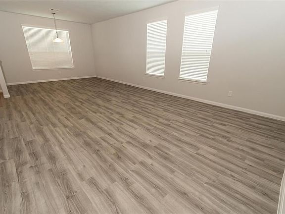 3rd image of 5623 Rocky Trail Dr