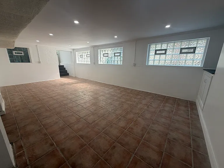 8 Saint Margaret St #B — Photo 6