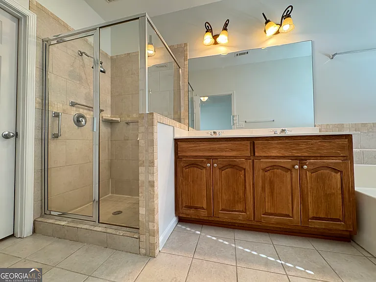 212 Turnbridge Cir — Photo 27