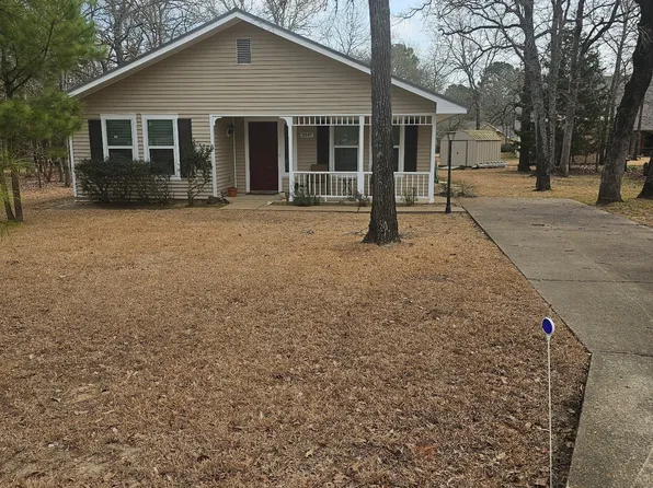 3347 Bandera St, Athens, TX 75752