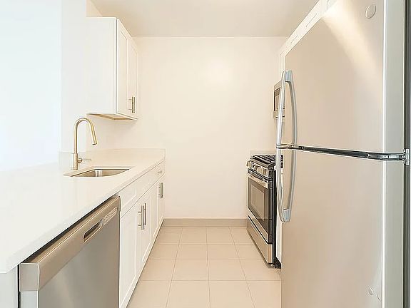 3rd image of 1955 1st Ave APT 306