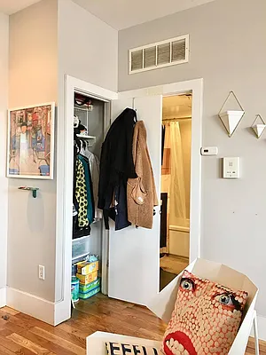 Rented by City Vista Inc | media 35