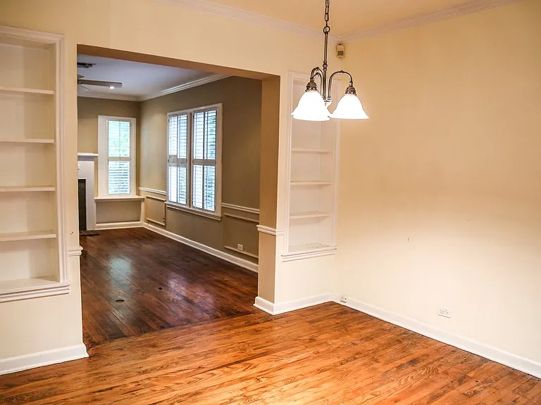 135 Tuxedo Ave — Photo 5