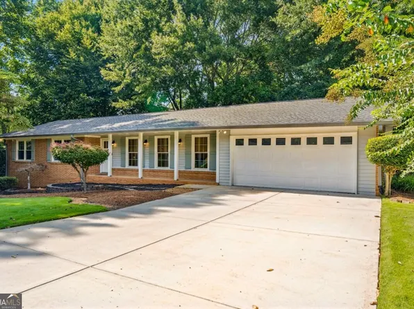 6855 Ramundo Dr, Doraville, GA 30360