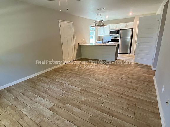 2nd image of 1608 S P St Unit B
