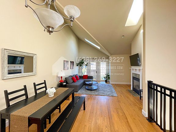 3rd image of 2310 10th Ave E APT B