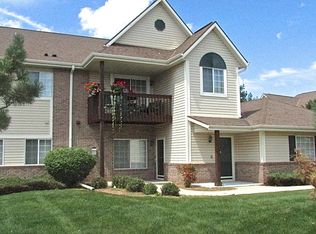 6926 Dale Dr, Racine, WI 53402