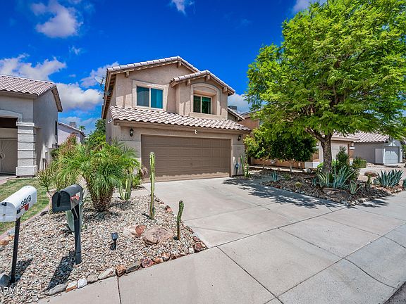 3rd image of 3922 E ROCKWOOD Drive
