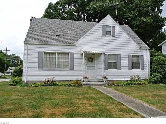 2nd image of 3002 Meier Pl