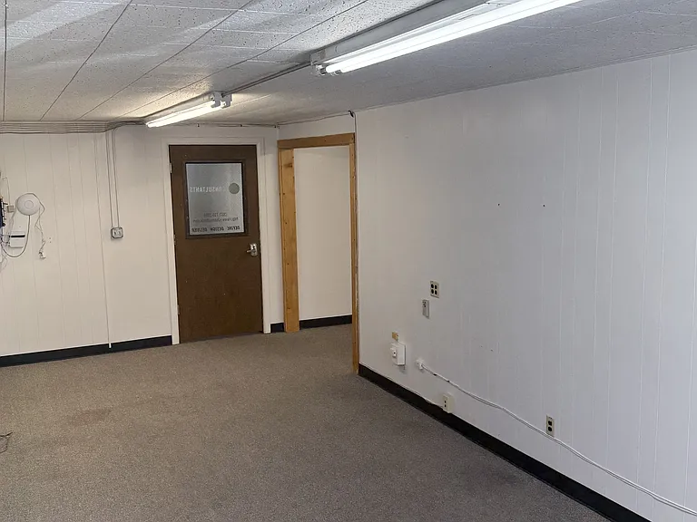 219 E Pine St #102 — Photo 10