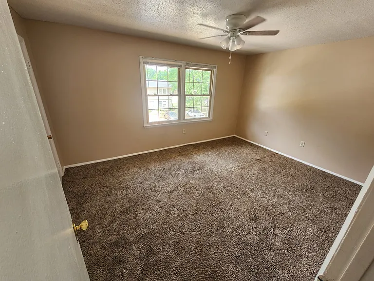 6526 White Horse Rd #4C — Photo 39