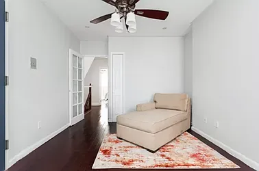 Rented by R New York