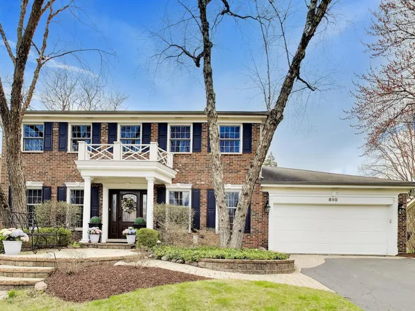 860 S Carriageway Ln, Palatine, IL 60067