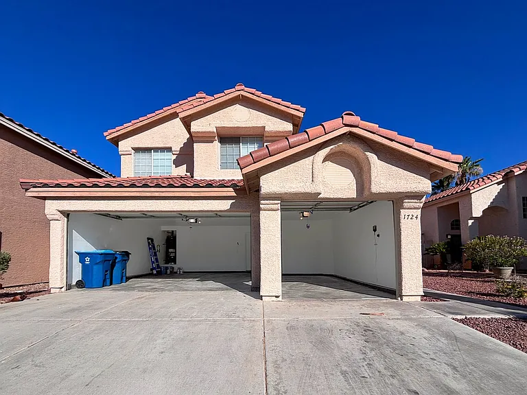 1724 Mexican Poppy St — Photo 6
