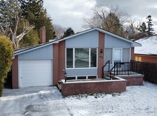 65 Bennett Rd, Toronto, ON M1E3Y2
