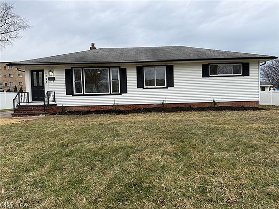 2nd image of 4788 Bailey Rd