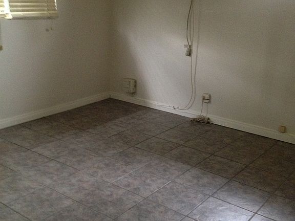 5th image of 1412 Elwood St