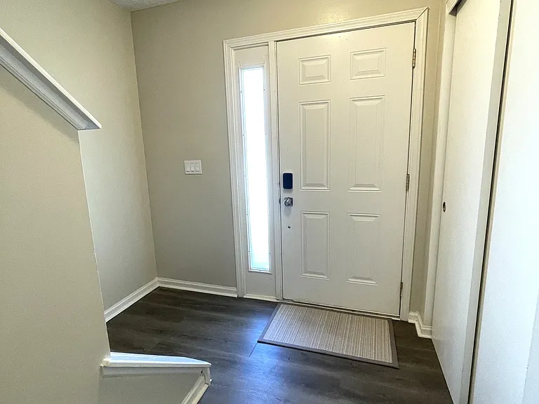 2917-2919 United Ct — Photo 2