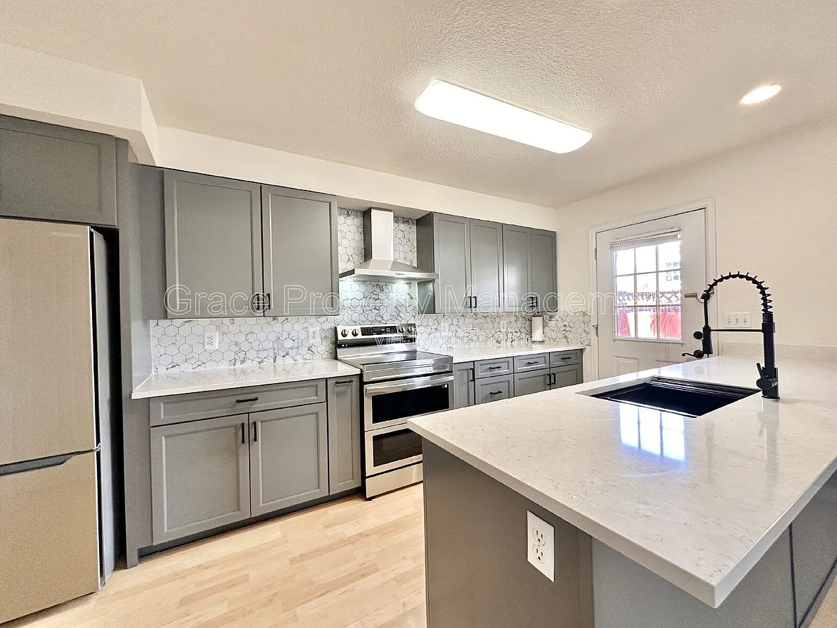 Building Photo - 12232 Bannock Cir #D