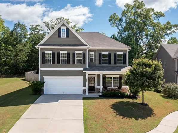 3935 Overlook Ridge Ln, Gainesville, GA 30507