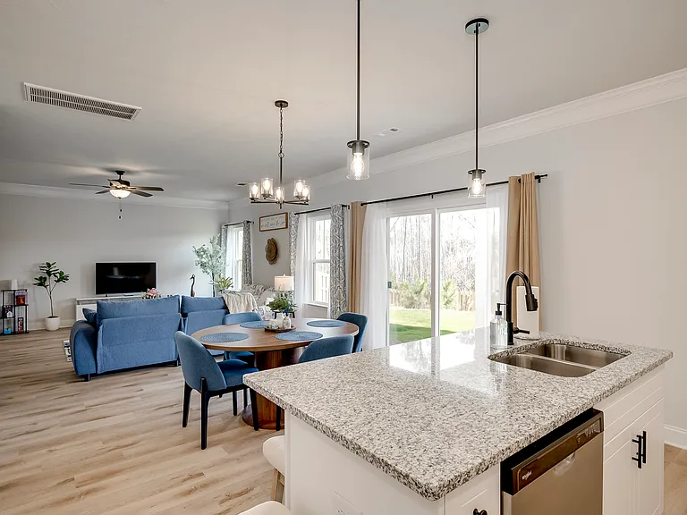 4061 Cottingham Way — Photo 15