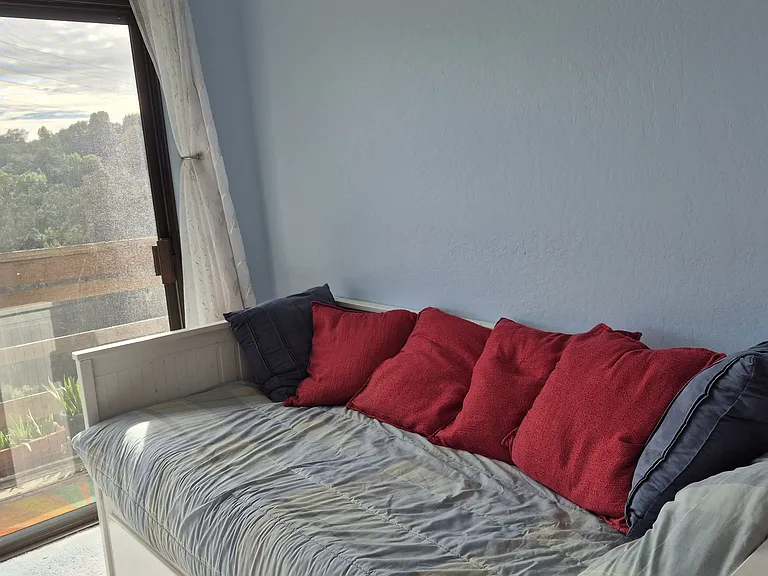 130 Outlook Rdg — Photo 2