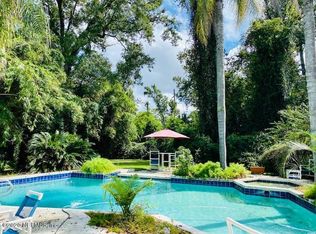 393 Perthshire Dr, Orange Park, FL 32073