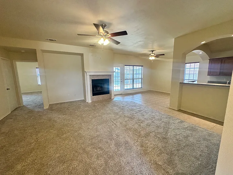 41 Amberwood Dr — Photo 4