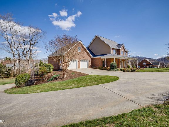 3rd image of 140 Sugarcane Ln