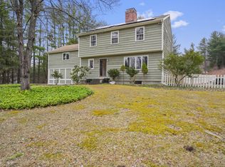 15 Limekiln Rd, Redding, CT 06896