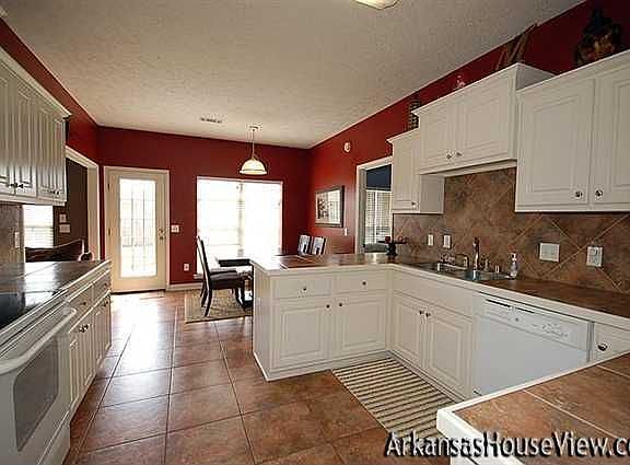 5th image of 2525 Apple Blossom Ln