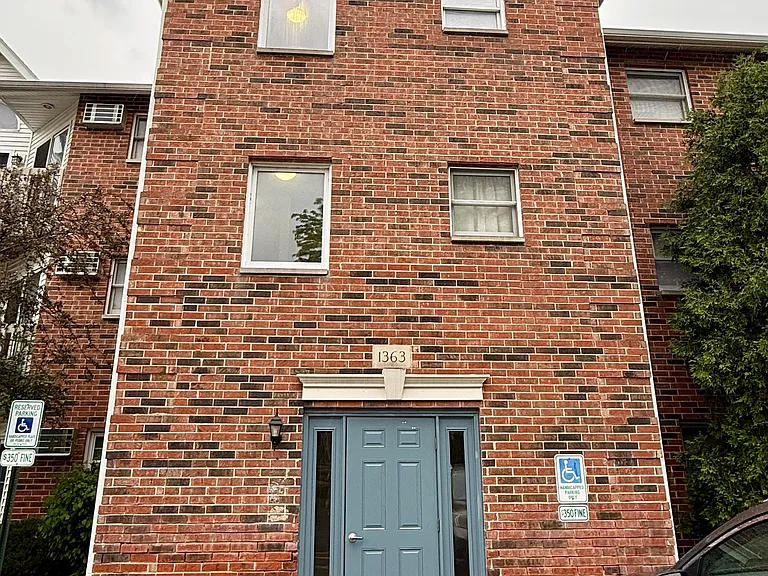 1363 Cunat Ct #3B — Photo 1