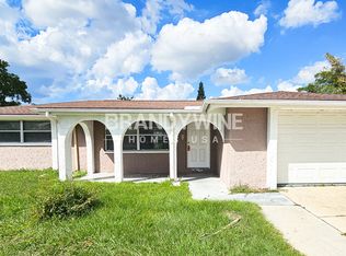 7401 Moravian Dr, Port Richey, FL 34668