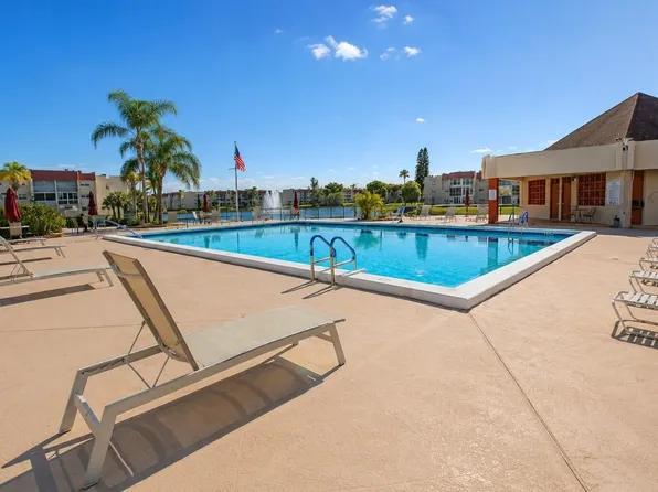 2750 W Sunrise Lakes Drive W #112, Sunrise, FL 33322