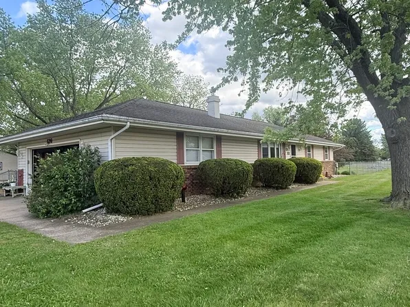 126 Sunrise Dr, Rockton, IL 61072