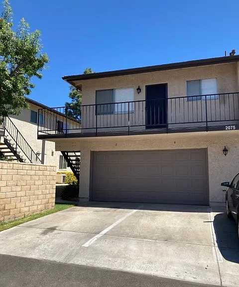 2075 Avenida Vista Delmonte #4 — Photo 1