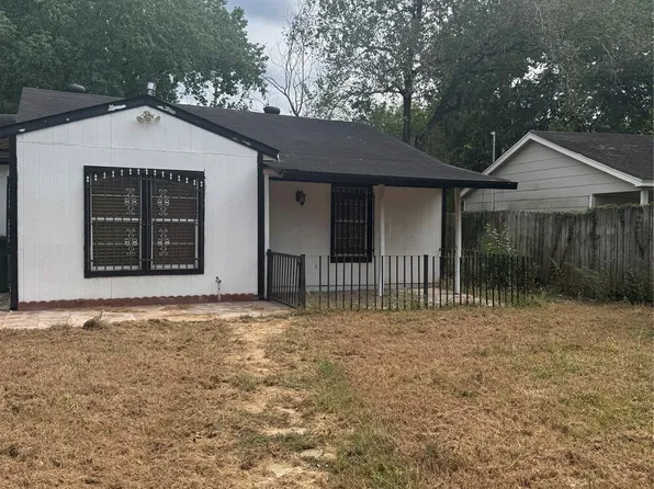 7307 Hurtgen Forest Rd, Houston, TX 77033
