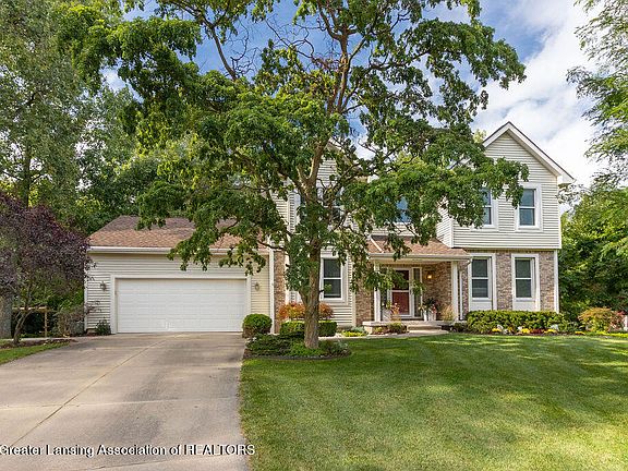 2nd image of 5911 Coventry Cir