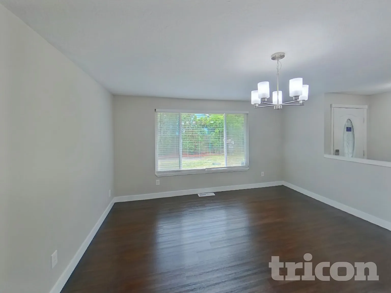 1457 Northeast 12th Avenue Hillsboro OR — Photo 3