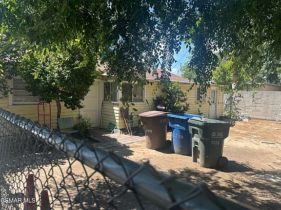 5th image of 11803 Lower Azusa Rd