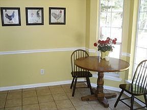 4th image of 29 Bartlett Dr