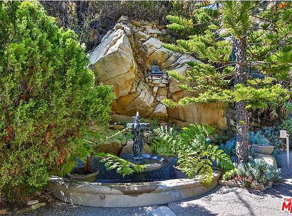 5th image of 19433 Pacific Coast Hwy